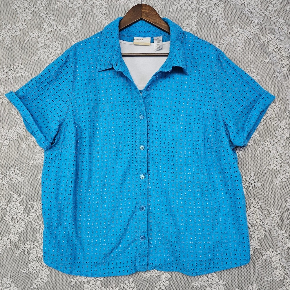 Alfred Dunner Woman 22W Blue Eyelet‎ Top/ White Tank Two Piece Button Up Casual